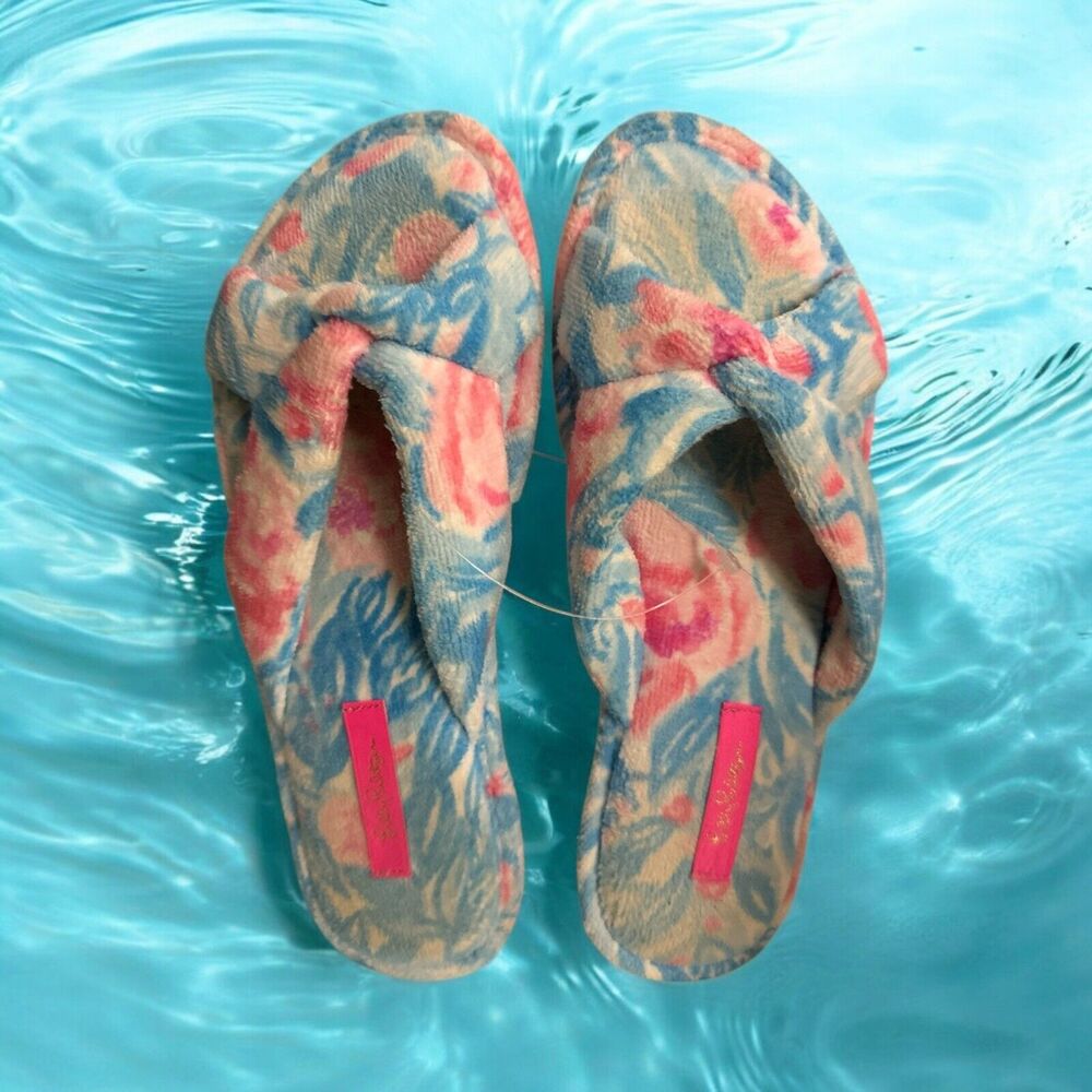 Lilly Pulitzer Bondi‎ Blue My Little Peony Size 7/8 House Slippers Pool Shoes